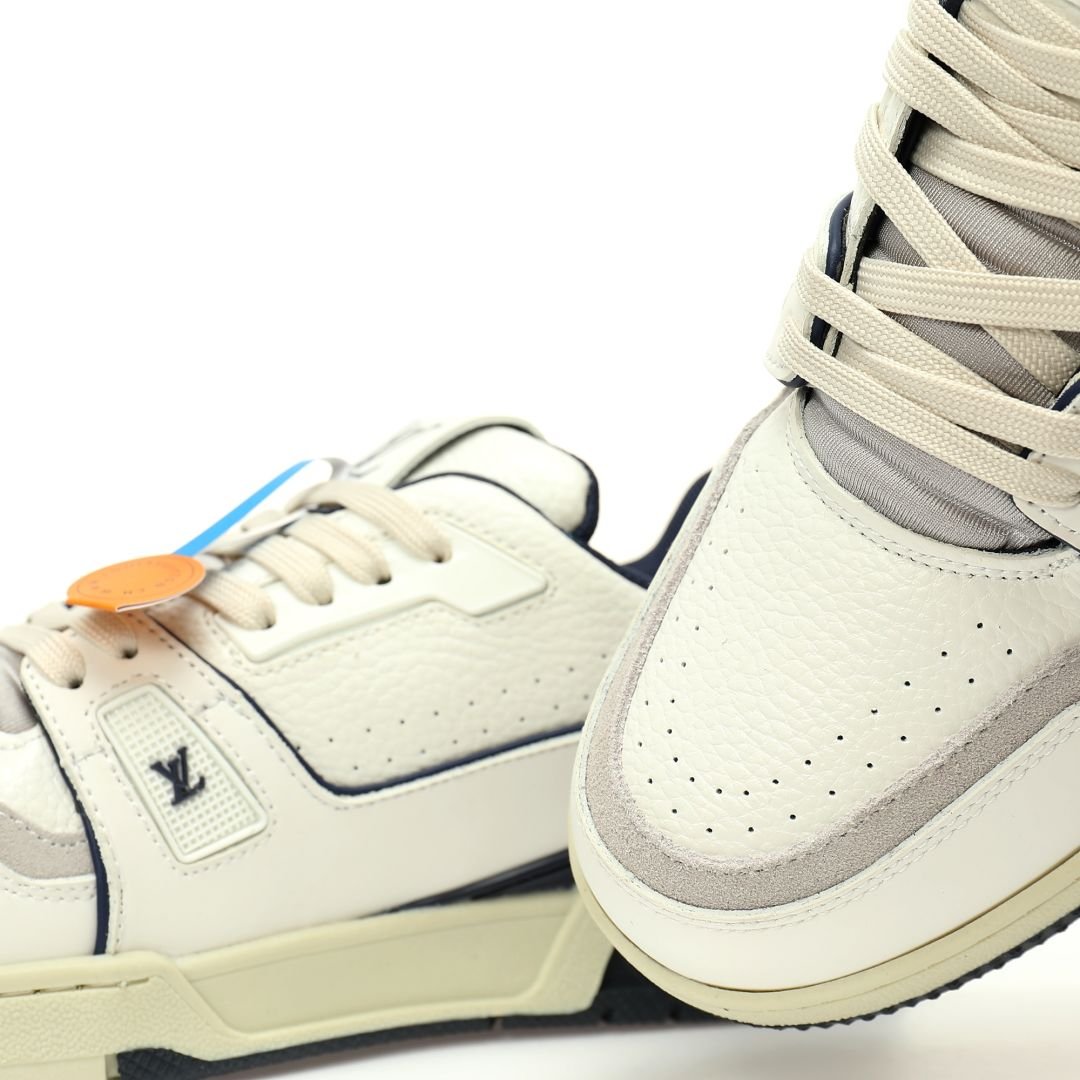 Louis-Vuitton Shoes-Contact CS for Coupons or More Info