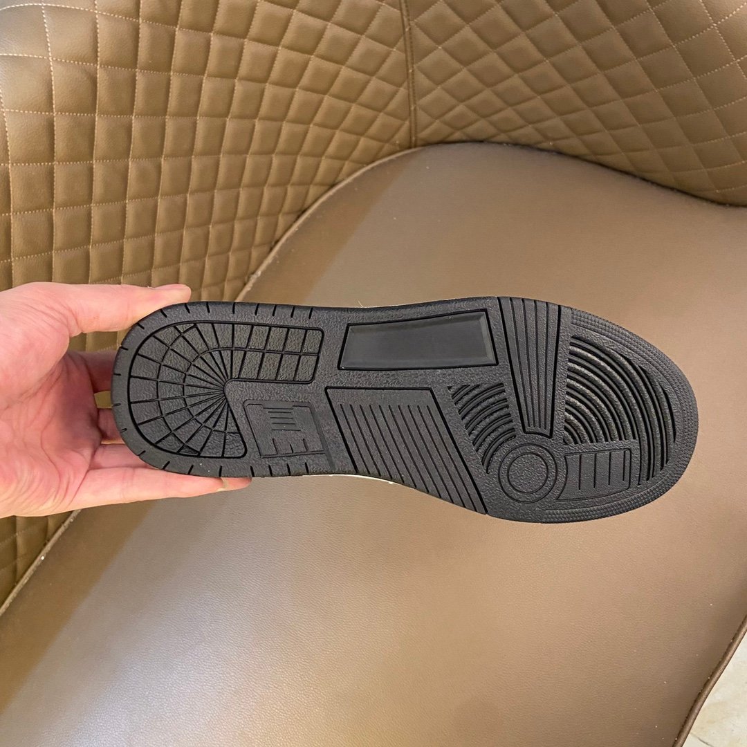 Fendi Shoes-Contact CS for Coupons or More Info-001