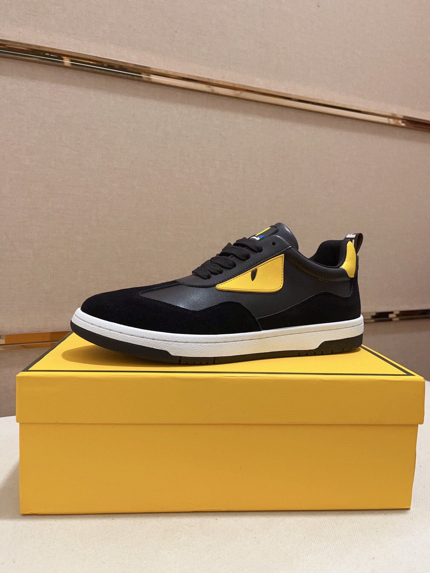 Fendi Shoes-Contact CS for Coupons or More Info-011