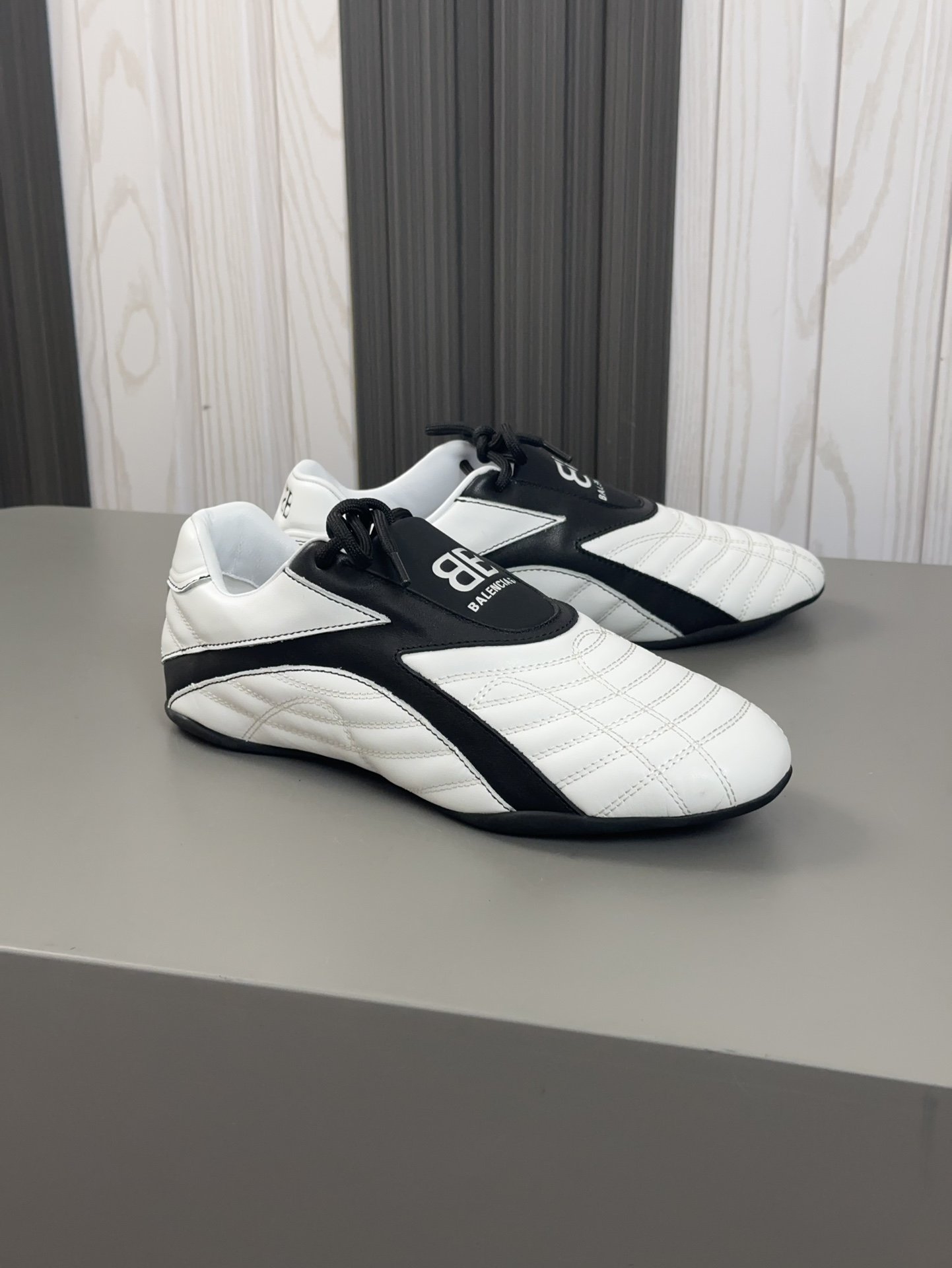 Balenclaga Shoes-Contact CS for Coupons or More Info-001