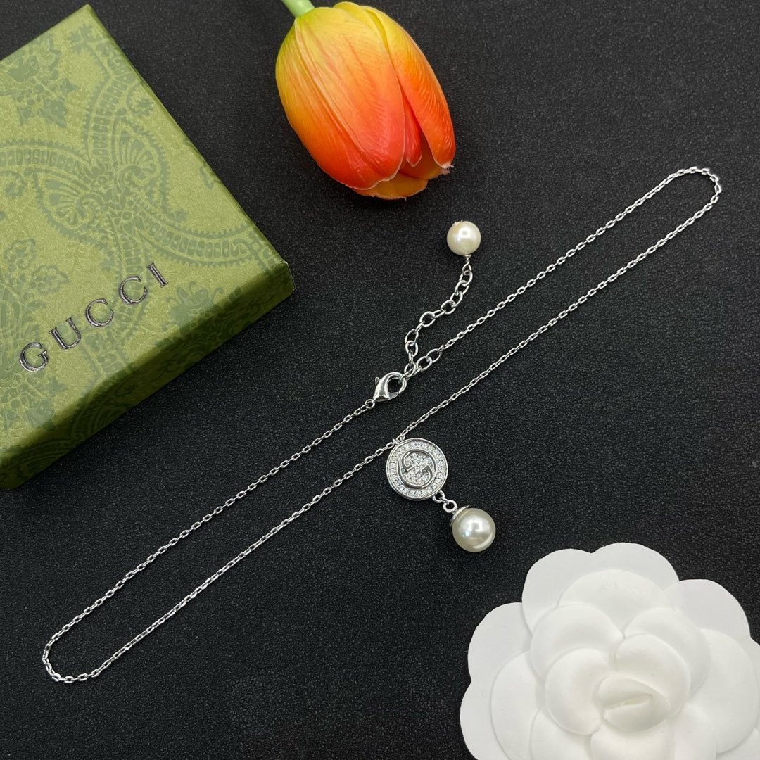 Gucci-Accessory-Contact CS for Coupons or More Info