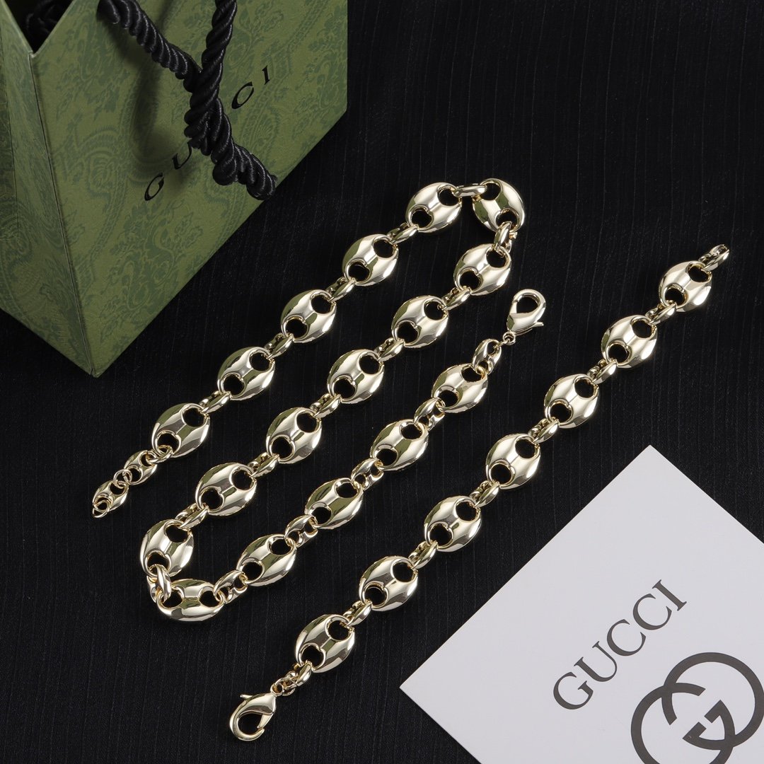 Gucci-Accessory-Contact CS for Coupons or More Info