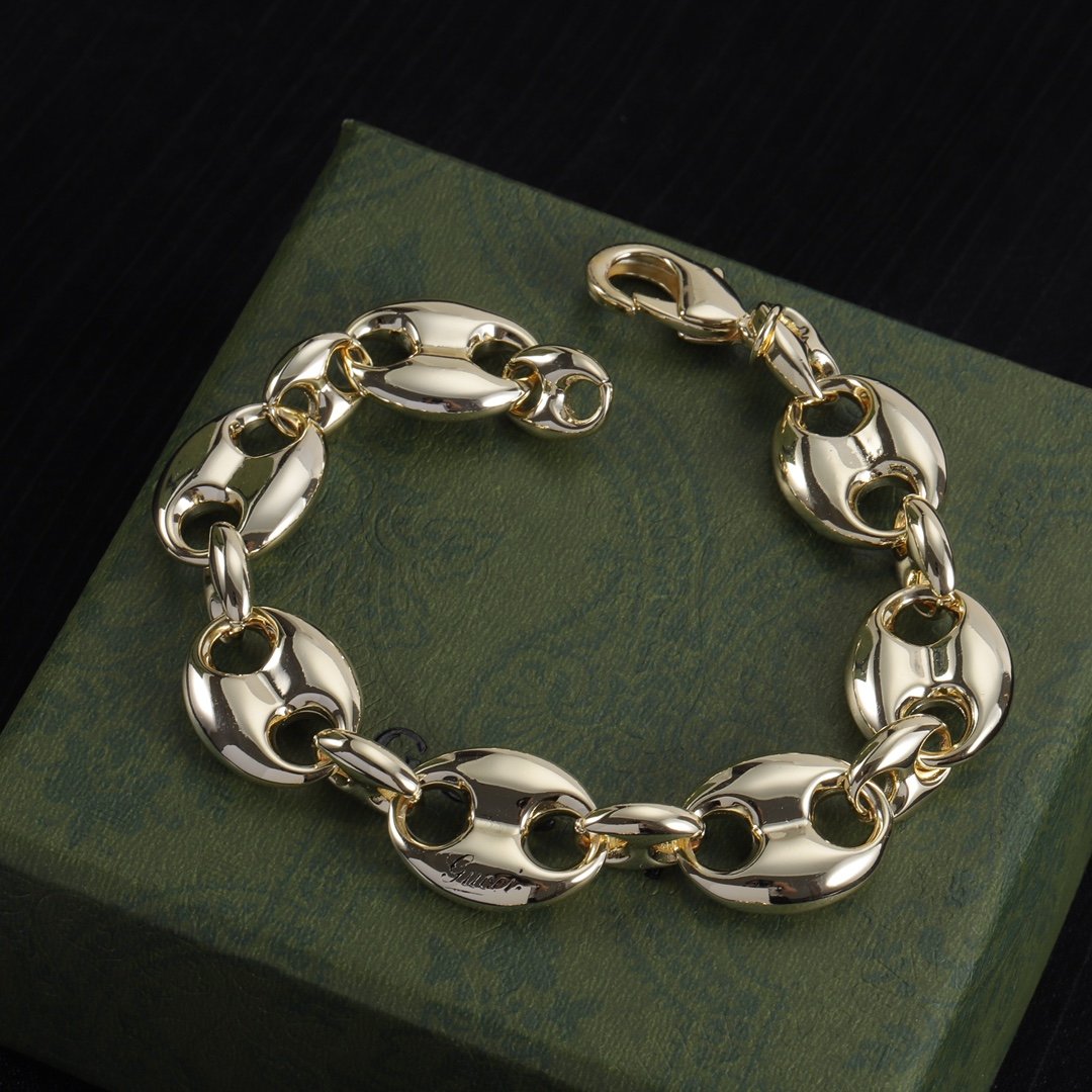 Gucci-Accessory-Contact CS for Coupons or More Info