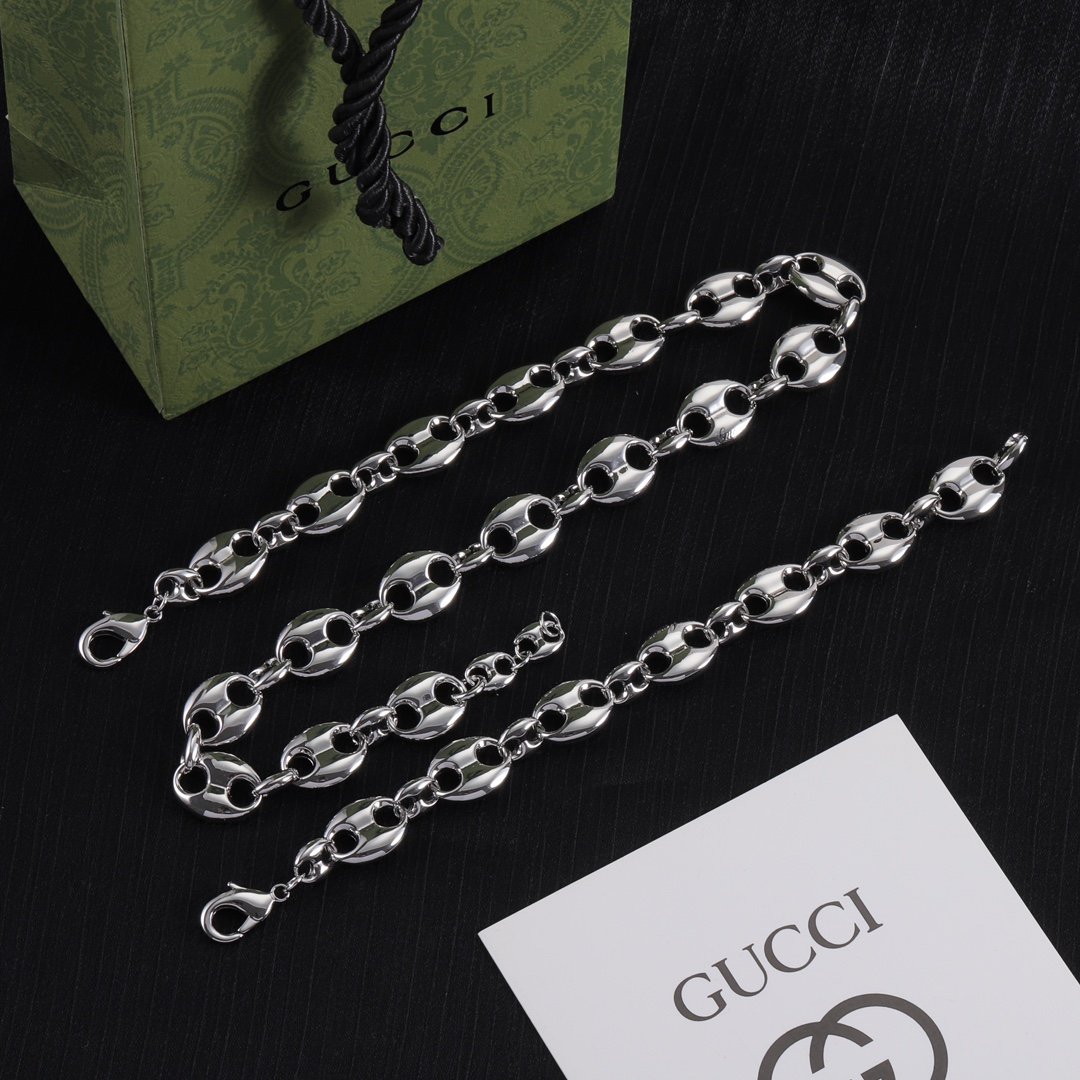 Gucci-Accessory-Contact CS for Coupons or More Info