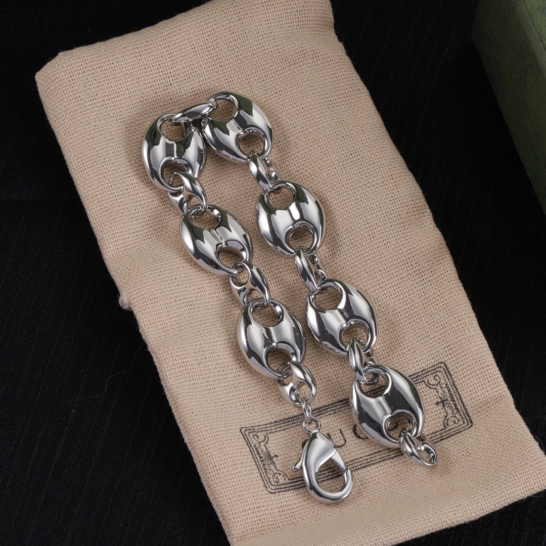 Gucci-Accessory-Contact CS for Coupons or More Info